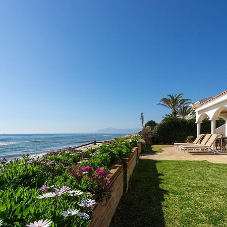 Charming Villa On The Seafront Marbella Exterior foto