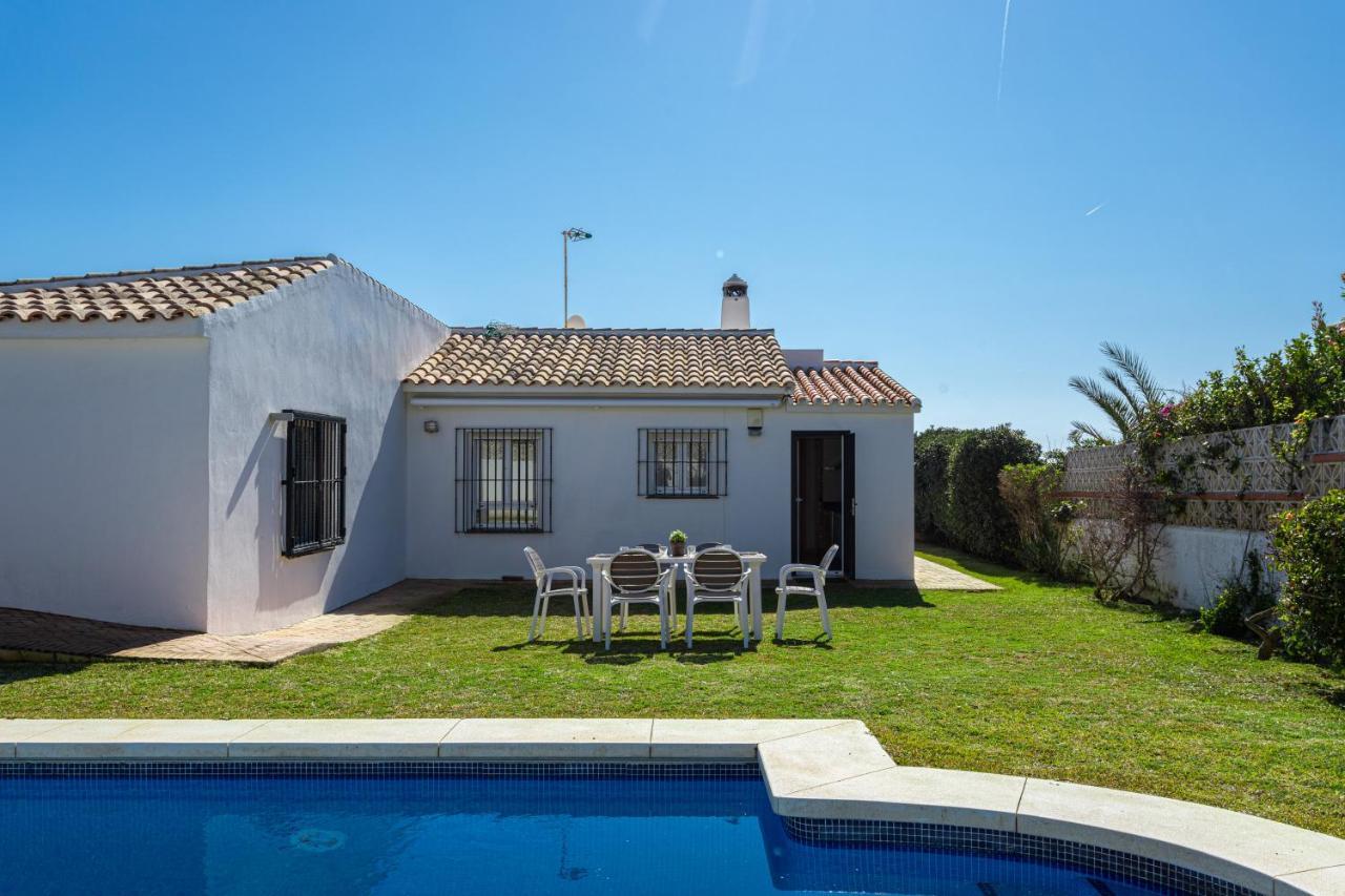 Charming Villa On The Seafront Marbella Exterior foto