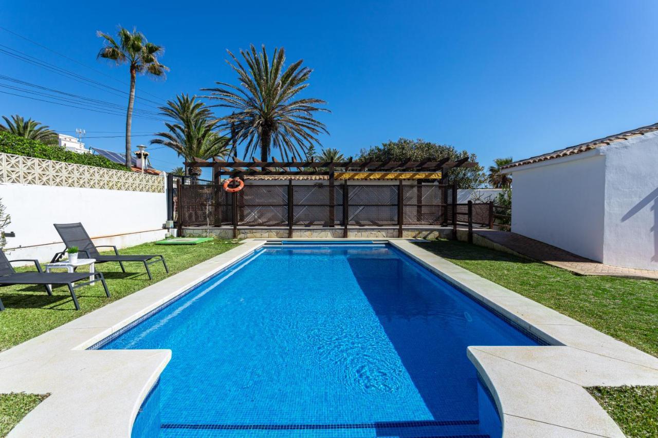 Charming Villa On The Seafront Marbella Exterior foto
